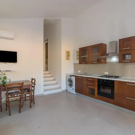 Casa Isabella Eleonora Feriehus Budoni