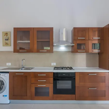 Casa Isabella Eleonora Tatil Evi *